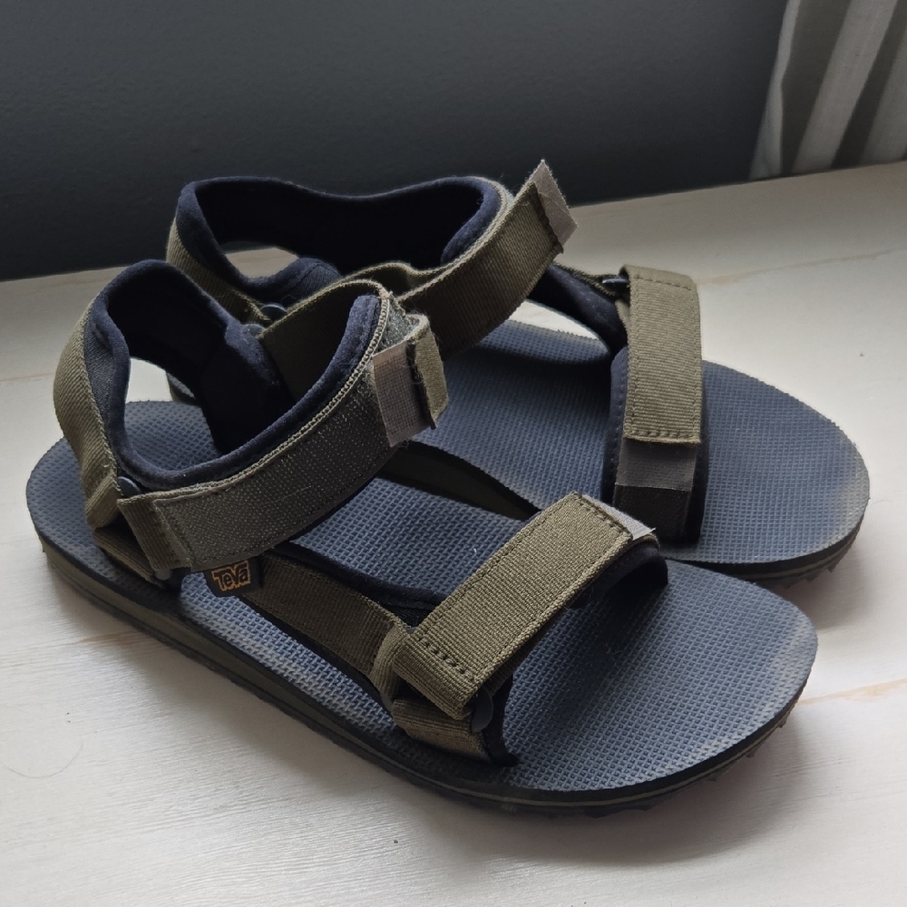 Teva Green and Black Adventure Sandals